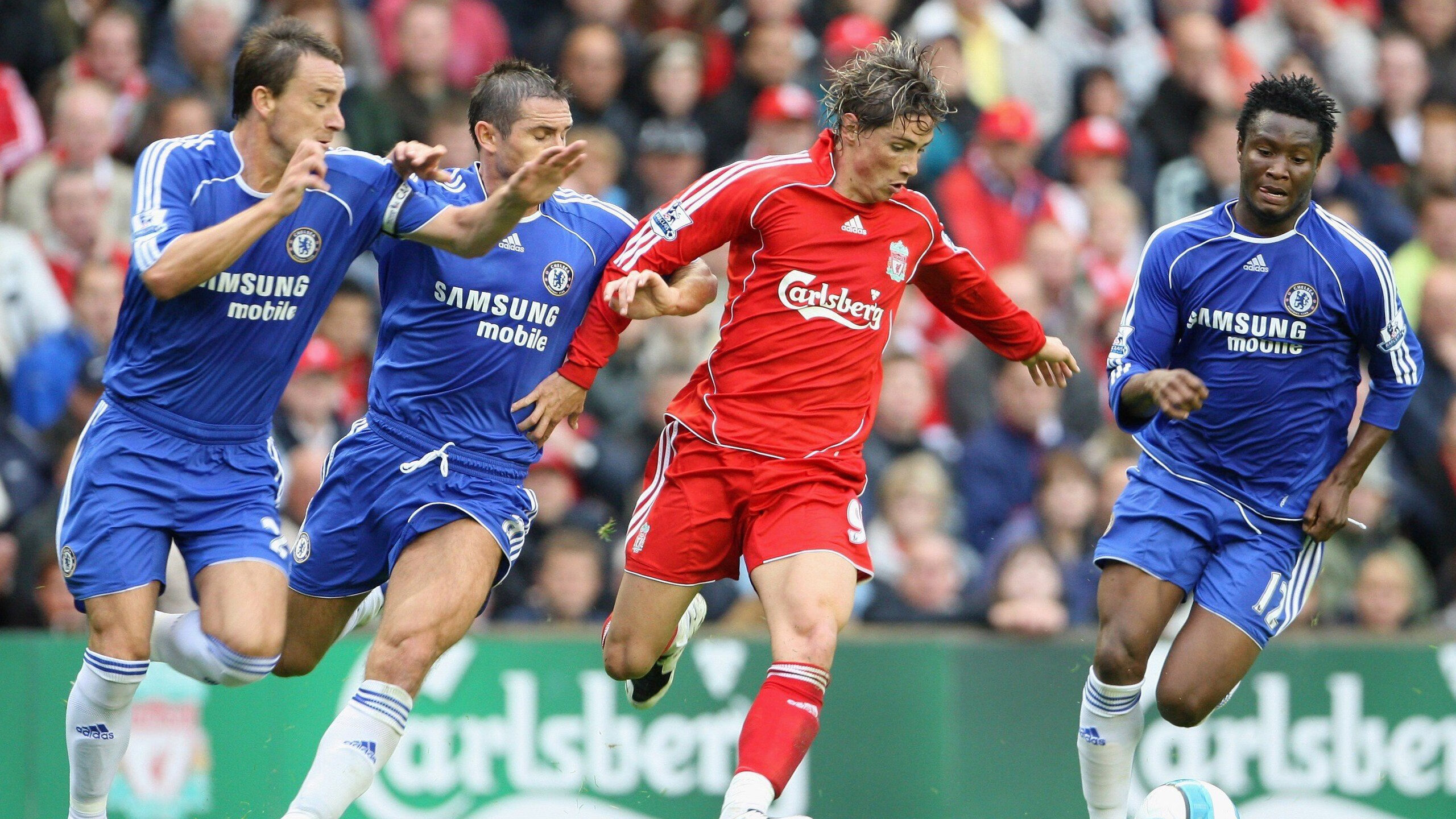 萨拉赫爆冷击败曼联，比分优势明显引爆全场！