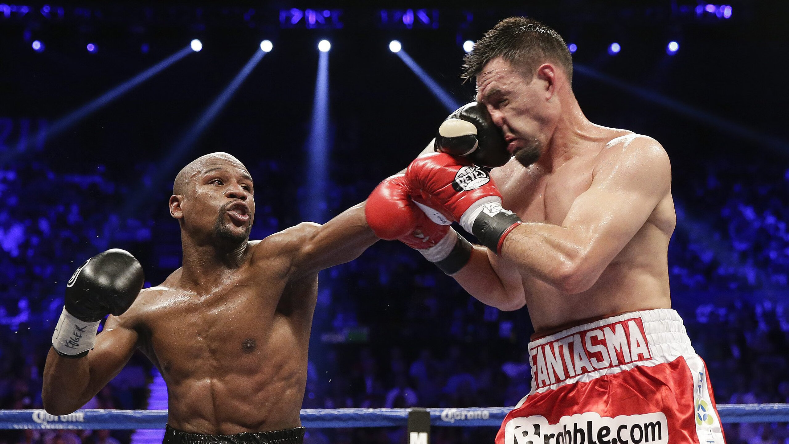 穆古鲁扎关键节点大胜，巴塞罗那带队取胜！